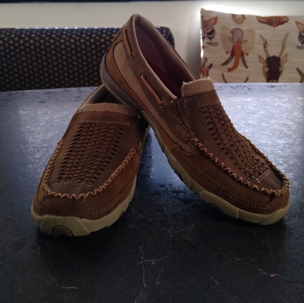 Twisted X
Distressed Saddle Leather Driving Slip-o